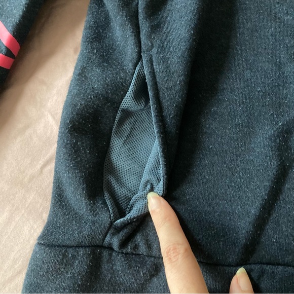 Nike Dri-Fit Hoodie - Picture 5 of 6